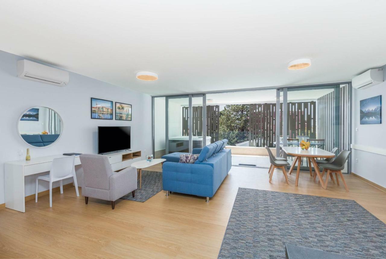 Abalone Apartments 德拉马利 外观 照片