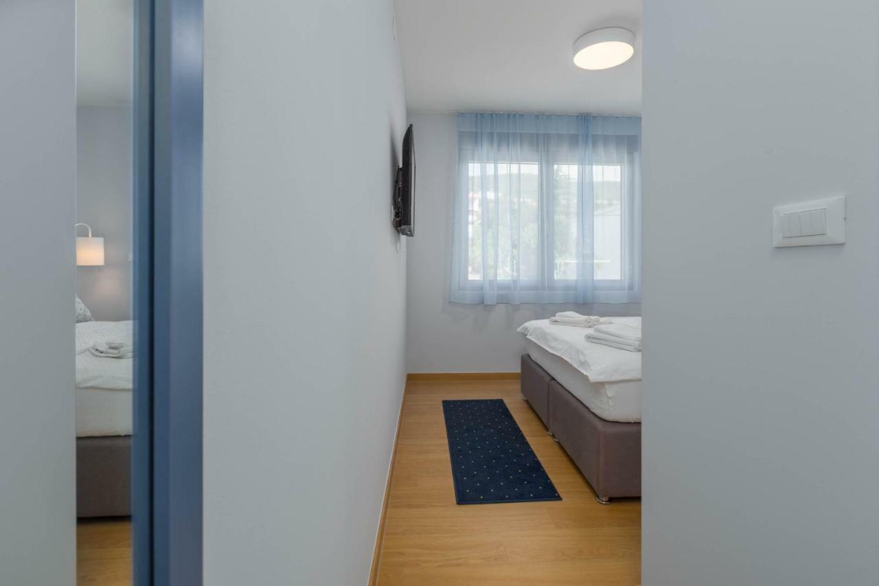 Abalone Apartments 德拉马利 外观 照片